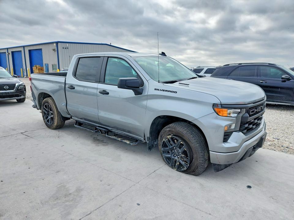 2025 Chevrolet Silverado C1500 Custom