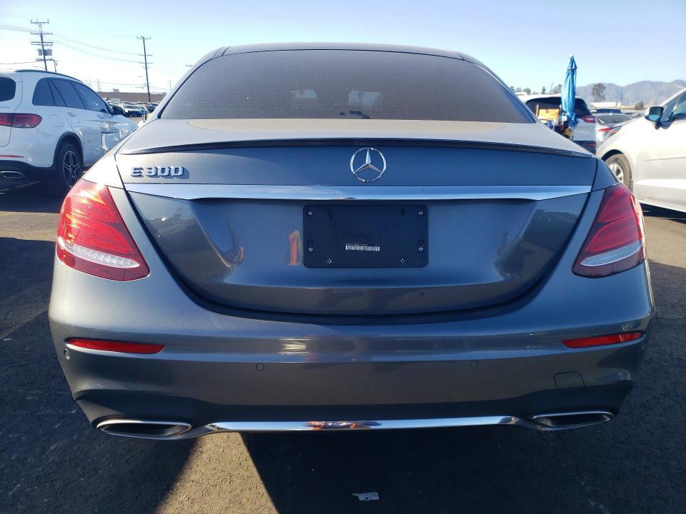 2019 Mercedes-Benz E 300