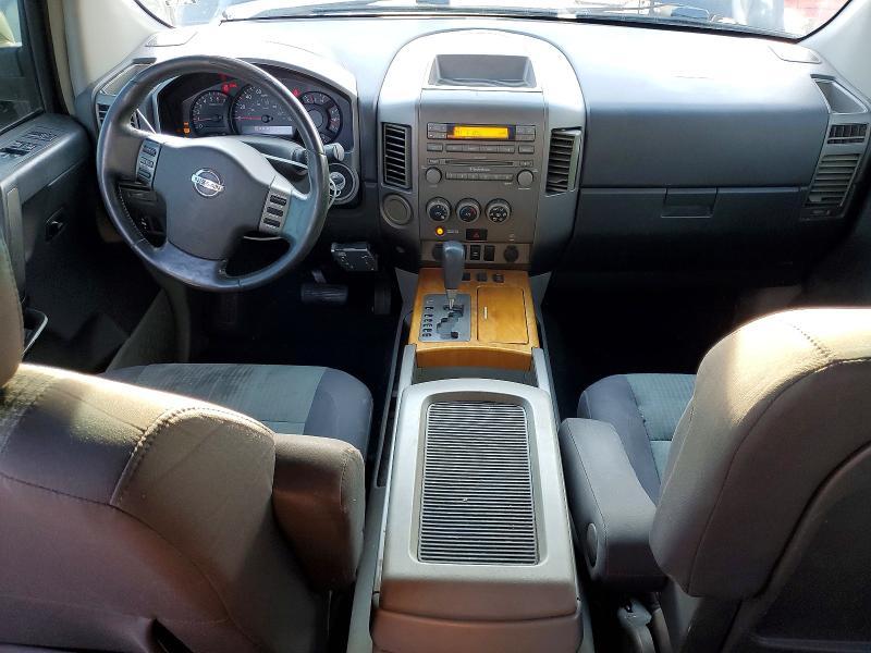 2004 Nissan Titan xe