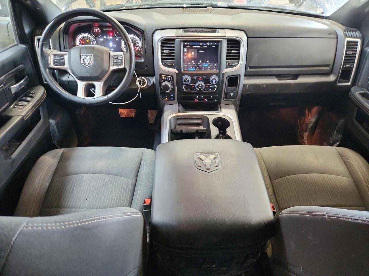 2023 Dodge Ram 1500 Classic slt
