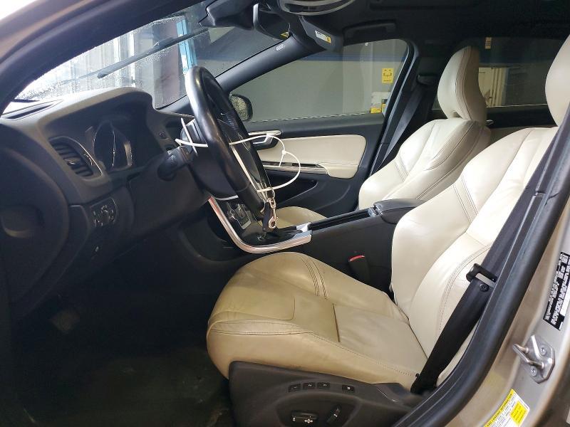 2015 Volvo V60 Premier