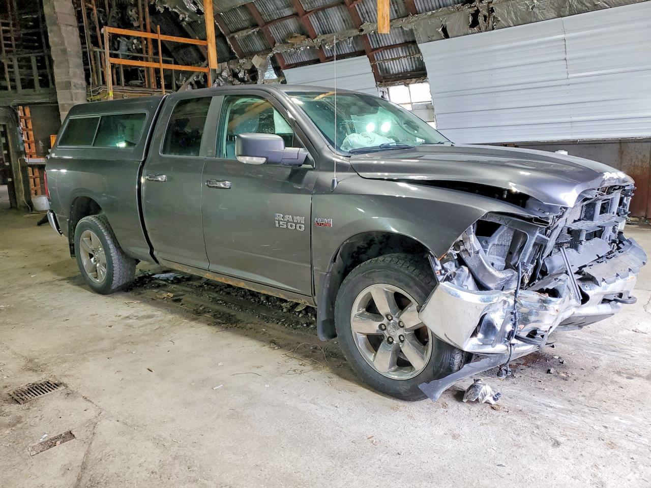 2015 Dodge RAM 1500 SLT