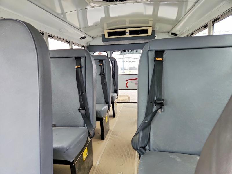 2005 Chev Express G3500