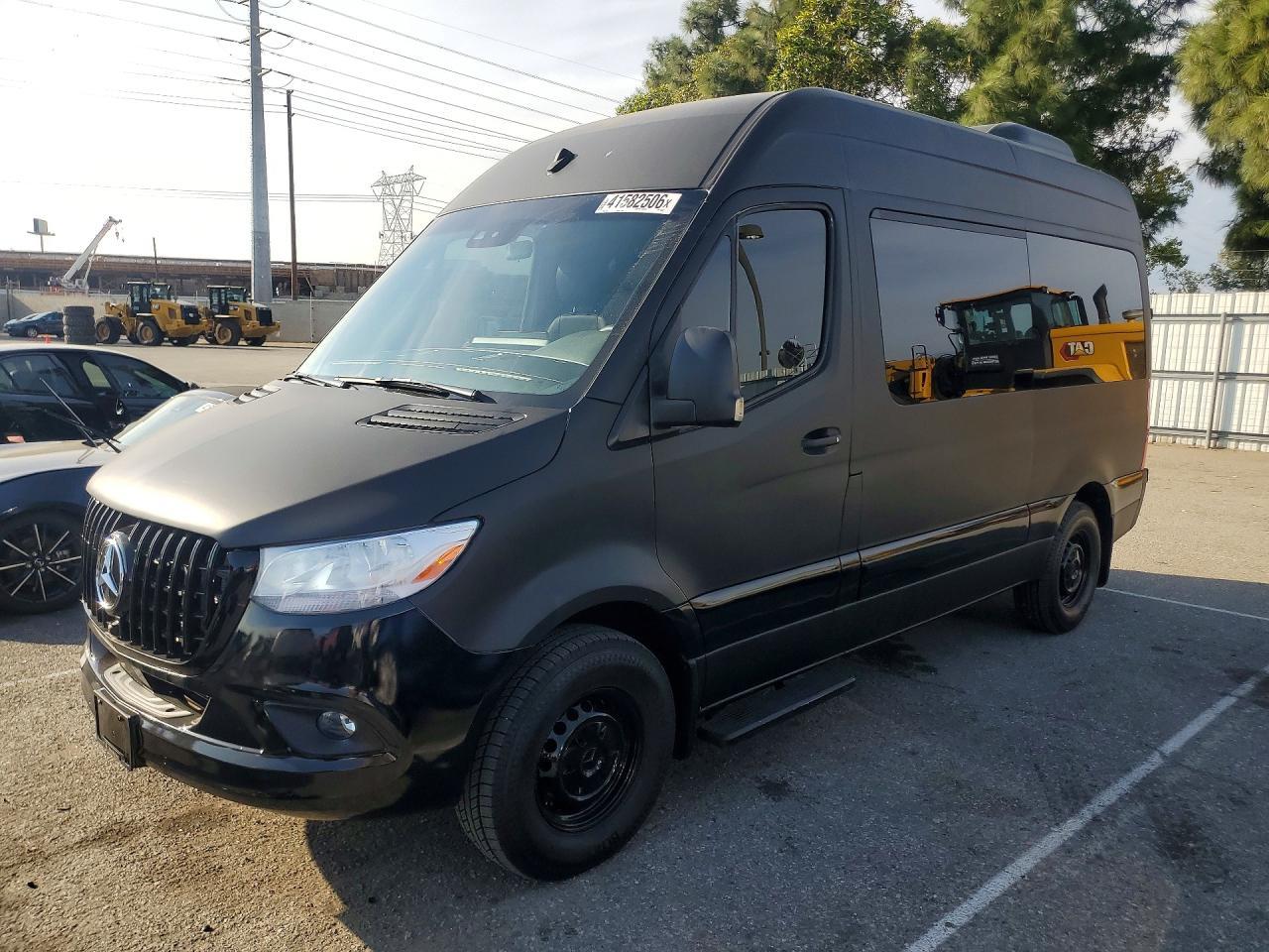 2023 Mercedes-Benz Sprinter 2500