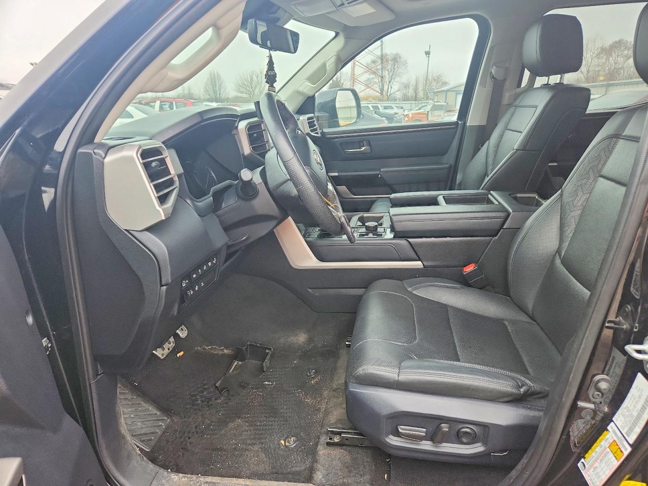 2022 Toyota Tundra Crewmax Limited