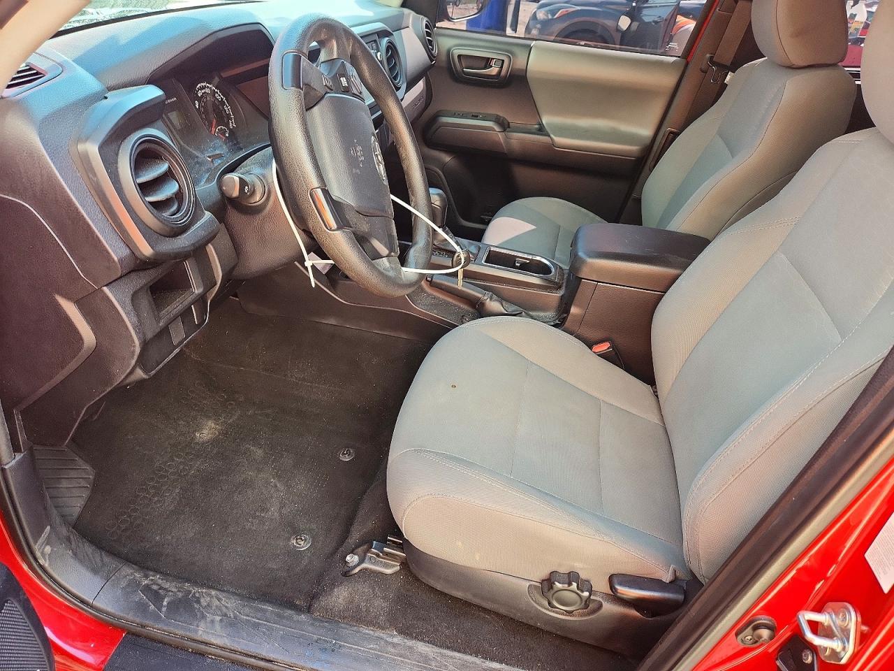 2017 Toyota Tacoma SR