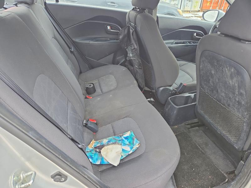2015 KIA Rio lx