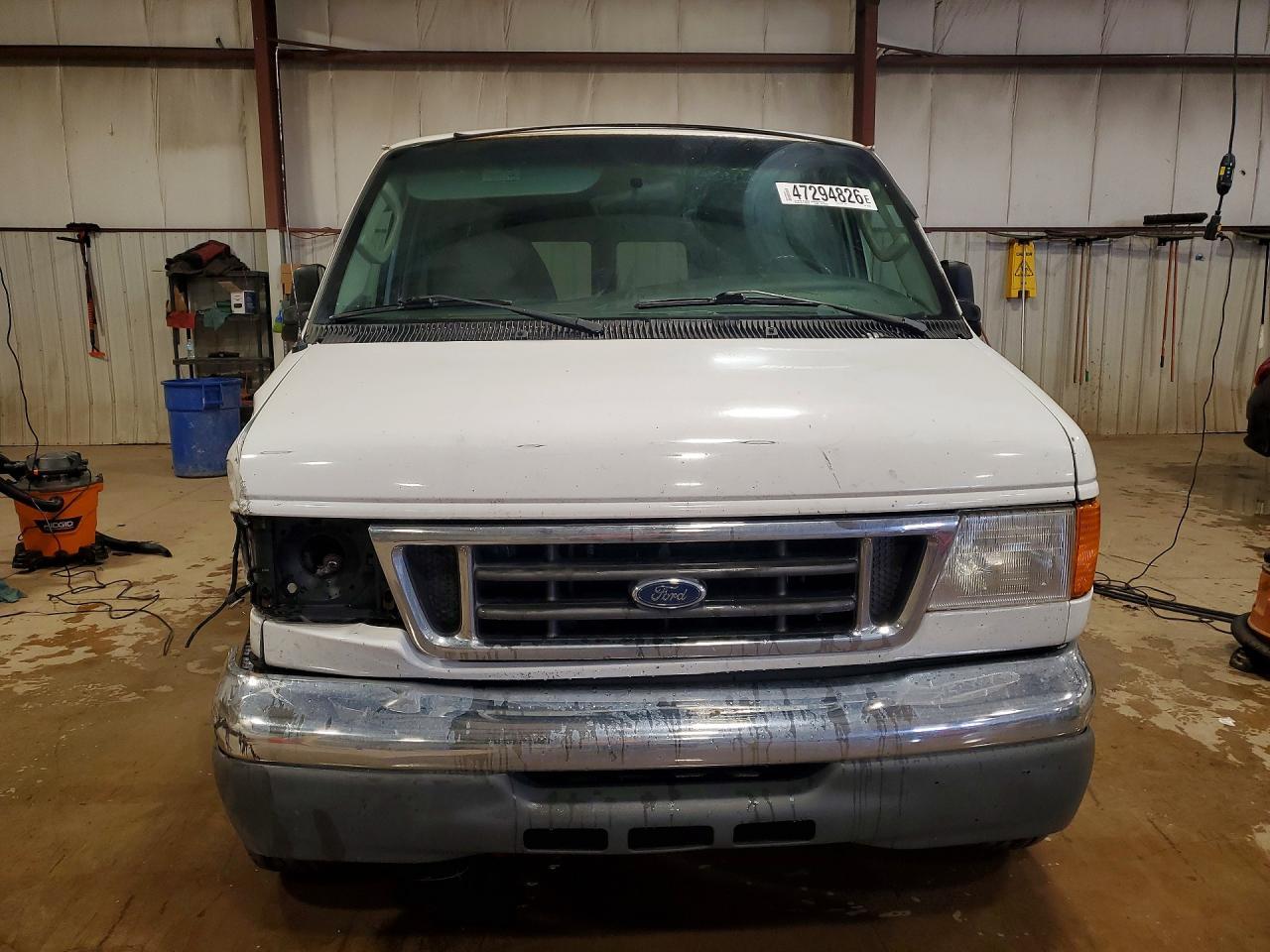 2006 Ford Econoline E350 Super Duty Wagon