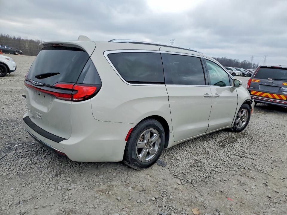 2021 Chrysler Pacifica Touring l