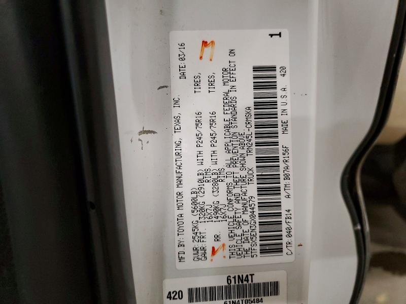 2016 Toyota Tacoma SR