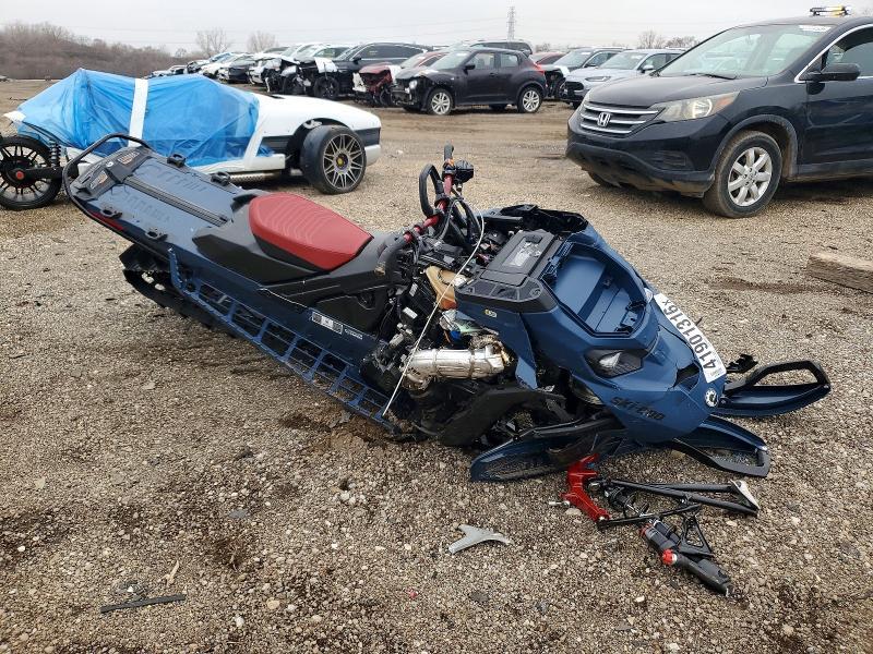 2025 Skidoo 2025 SKI-DOO Summit Expert 154 85
