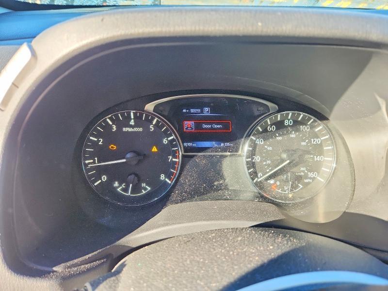 2016 Nissan Pathfinder sl