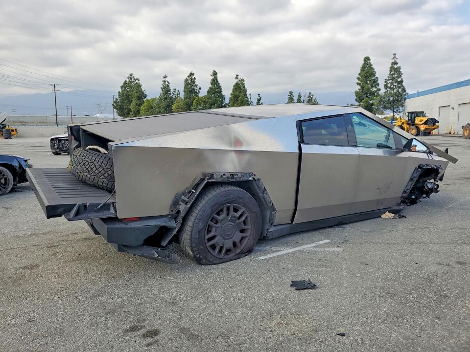 2024 Tesla Cybertruck