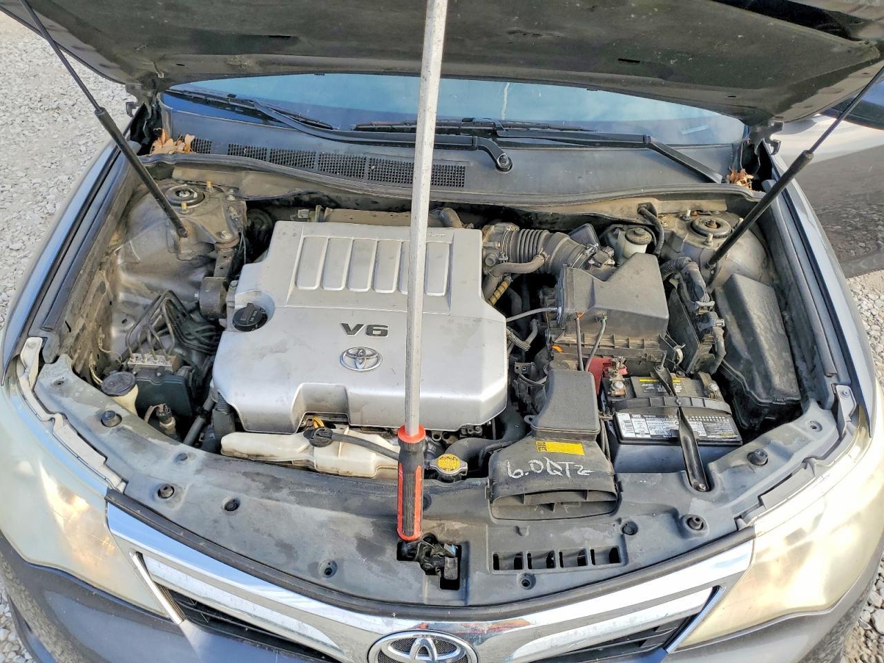 2012 Toyota Camry xle V6
