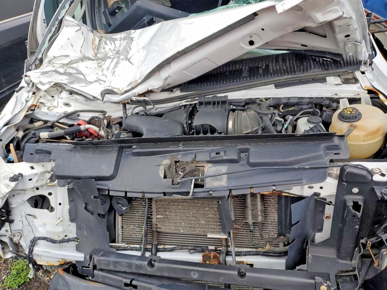 2017 Ford Econoline E450 Super Duty Cutaway Van