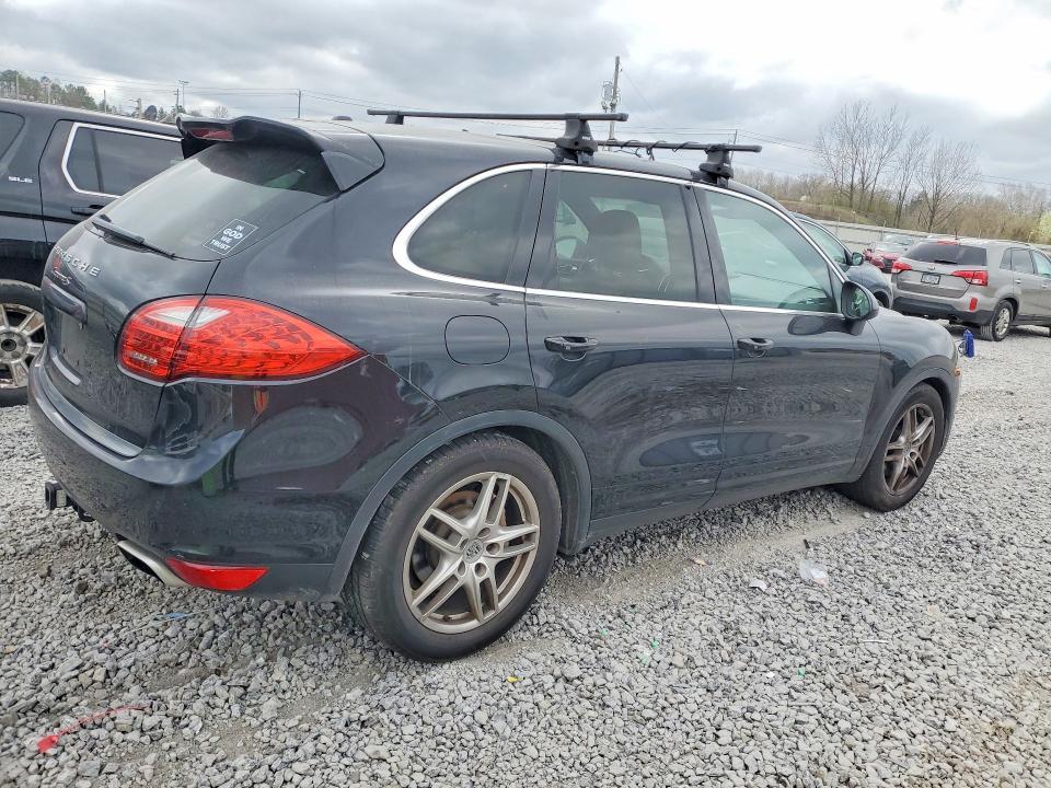 2013 Porsche Cayenne s