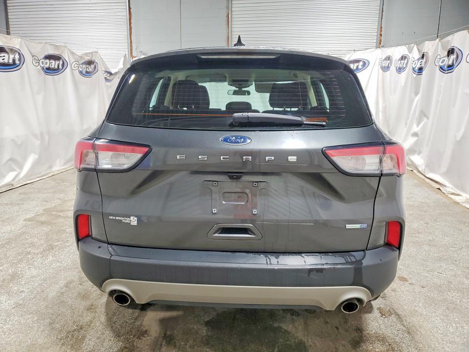 2020 Ford Escape s