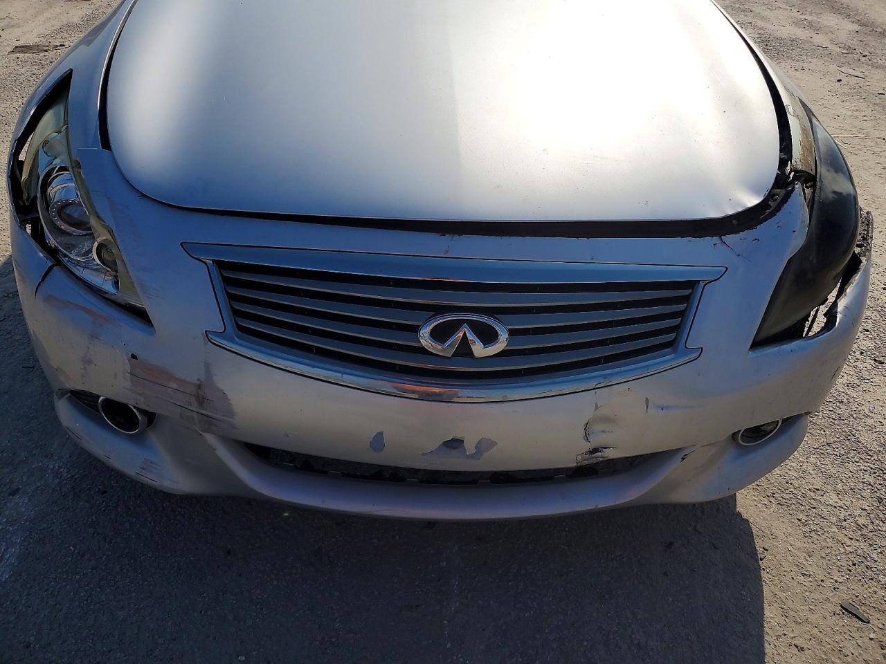 2011 Infiniti G25 Sedan Base