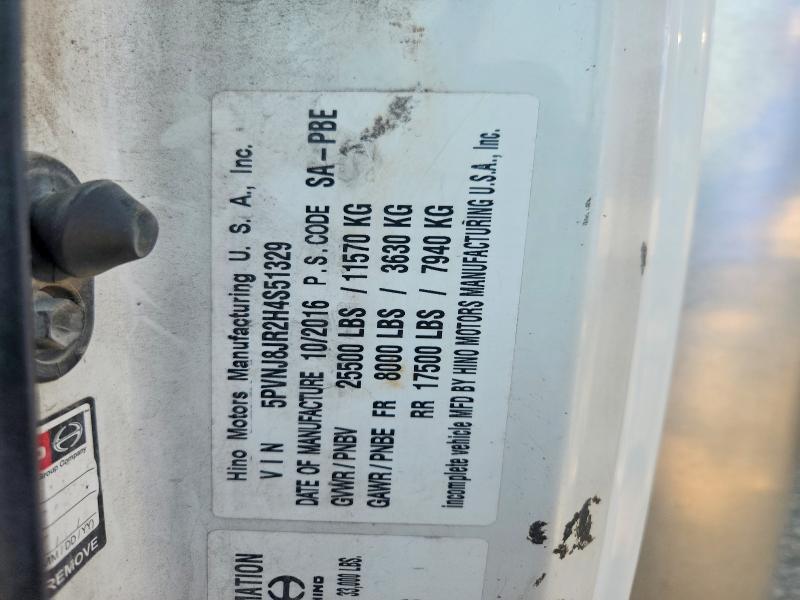 2017 Hino 258/268 BOX Truck