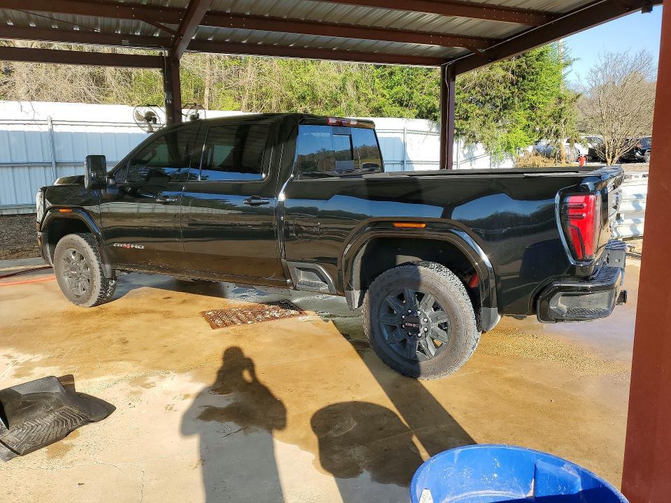2025 GMC Sierra K2500 AT4