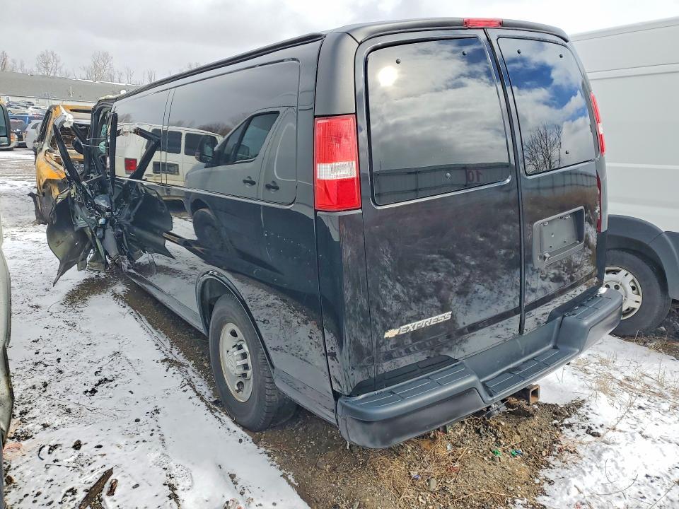 2020 Chevrolet Express 2500 Delivery Van
