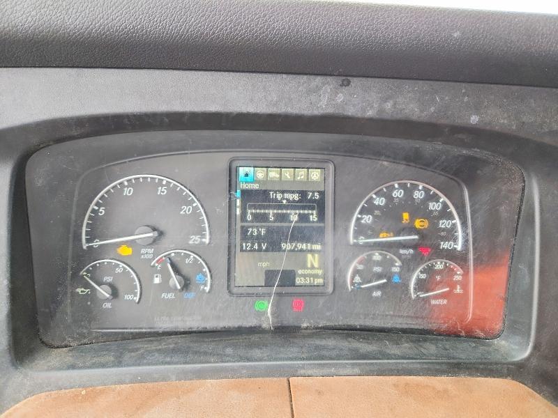 2019 Freigliner 2019 Freightliner Cascadia 126 Semi Truck