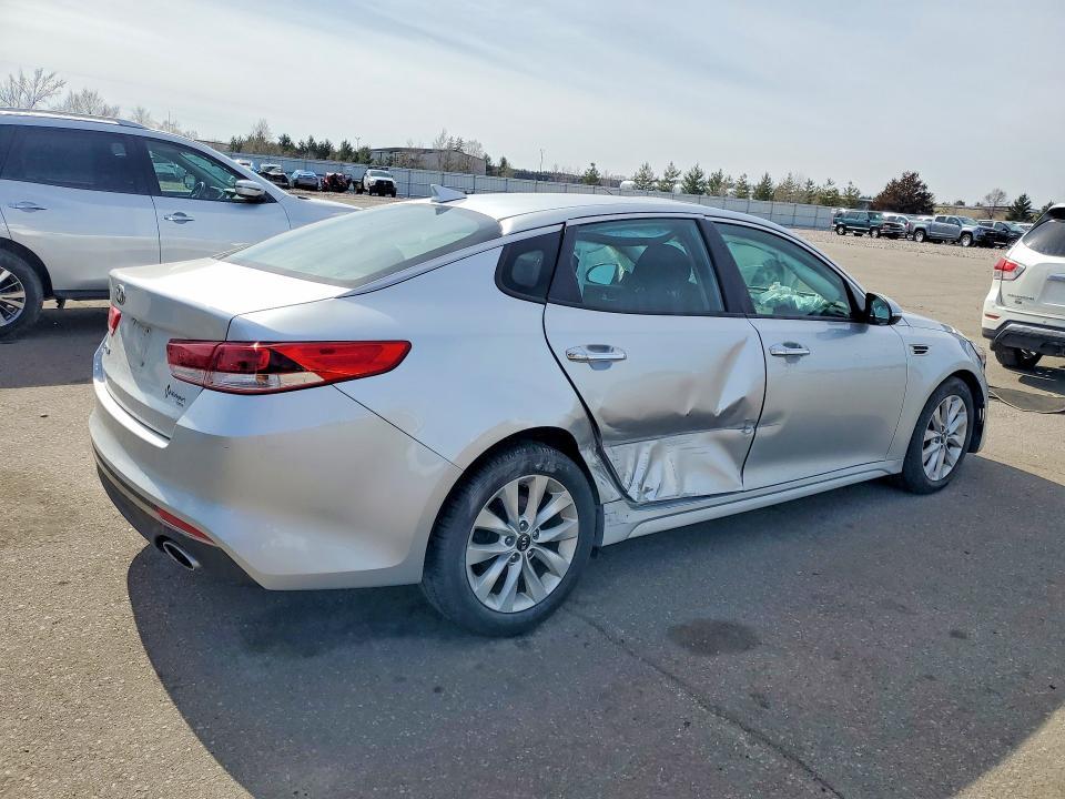 2017 KIA Optima lx