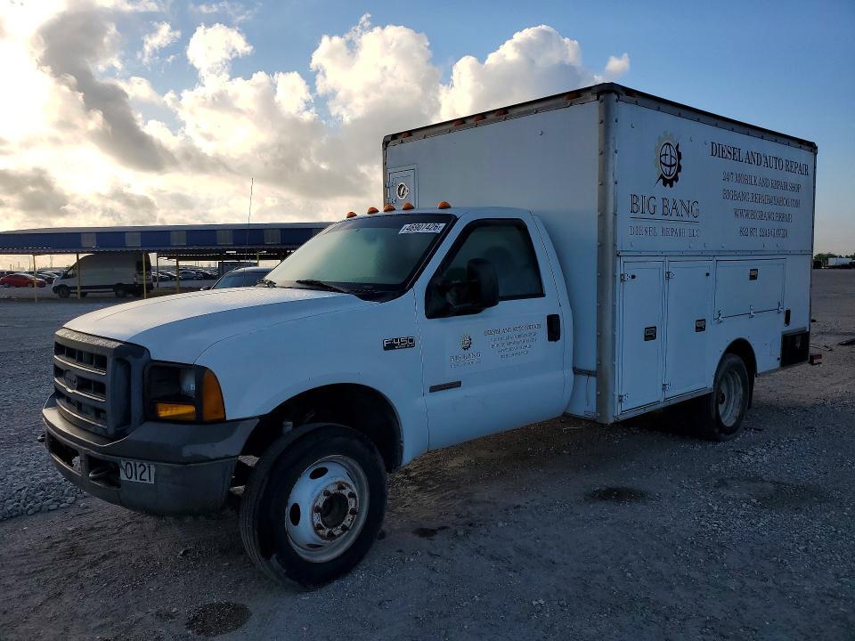 2004 Ford 2022 Ford Utility / Service Truck