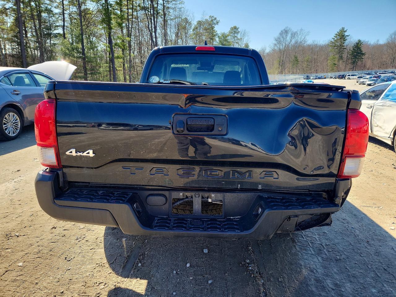 2022 Toyota Tacoma SR