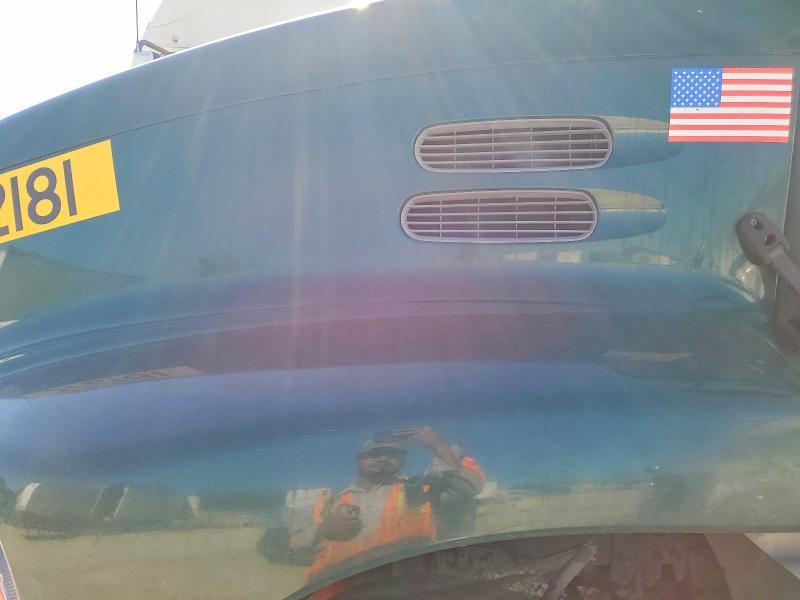 2018 Mack CXU612 Semi Truck