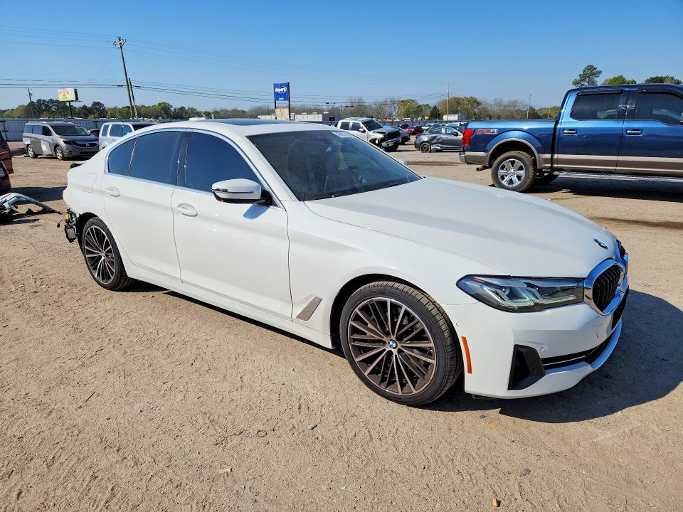 2021 BMW 530 xi