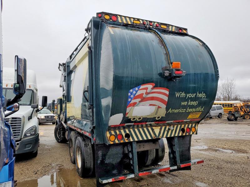 2007 Mack LE613 Refuse Truck