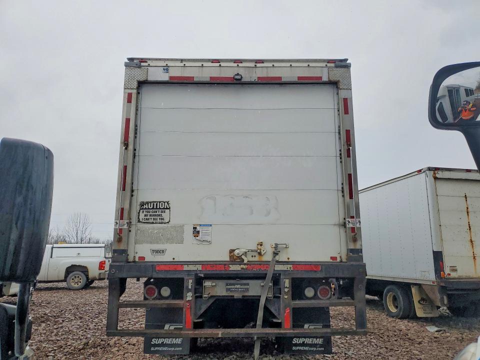 2016 Freigliner 2016 Freightliner Business Class M2 Refrigerated B