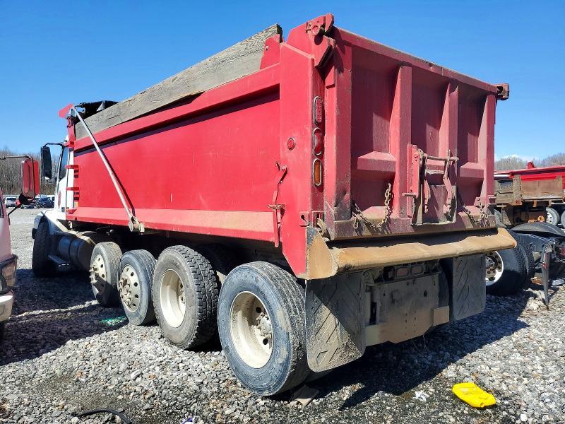 2005 Volvo VHD Dump Truck