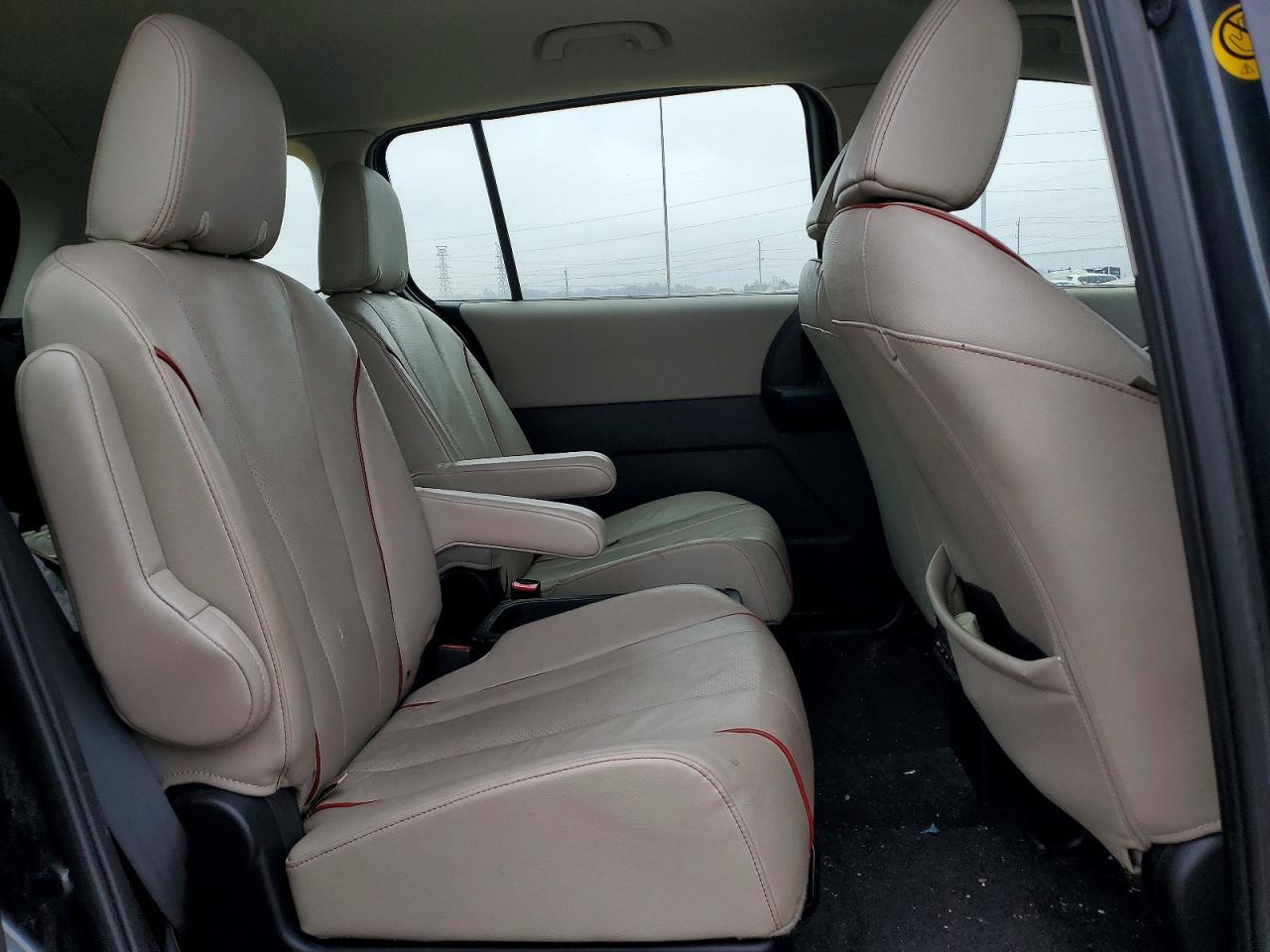 2012 Mazda 5
