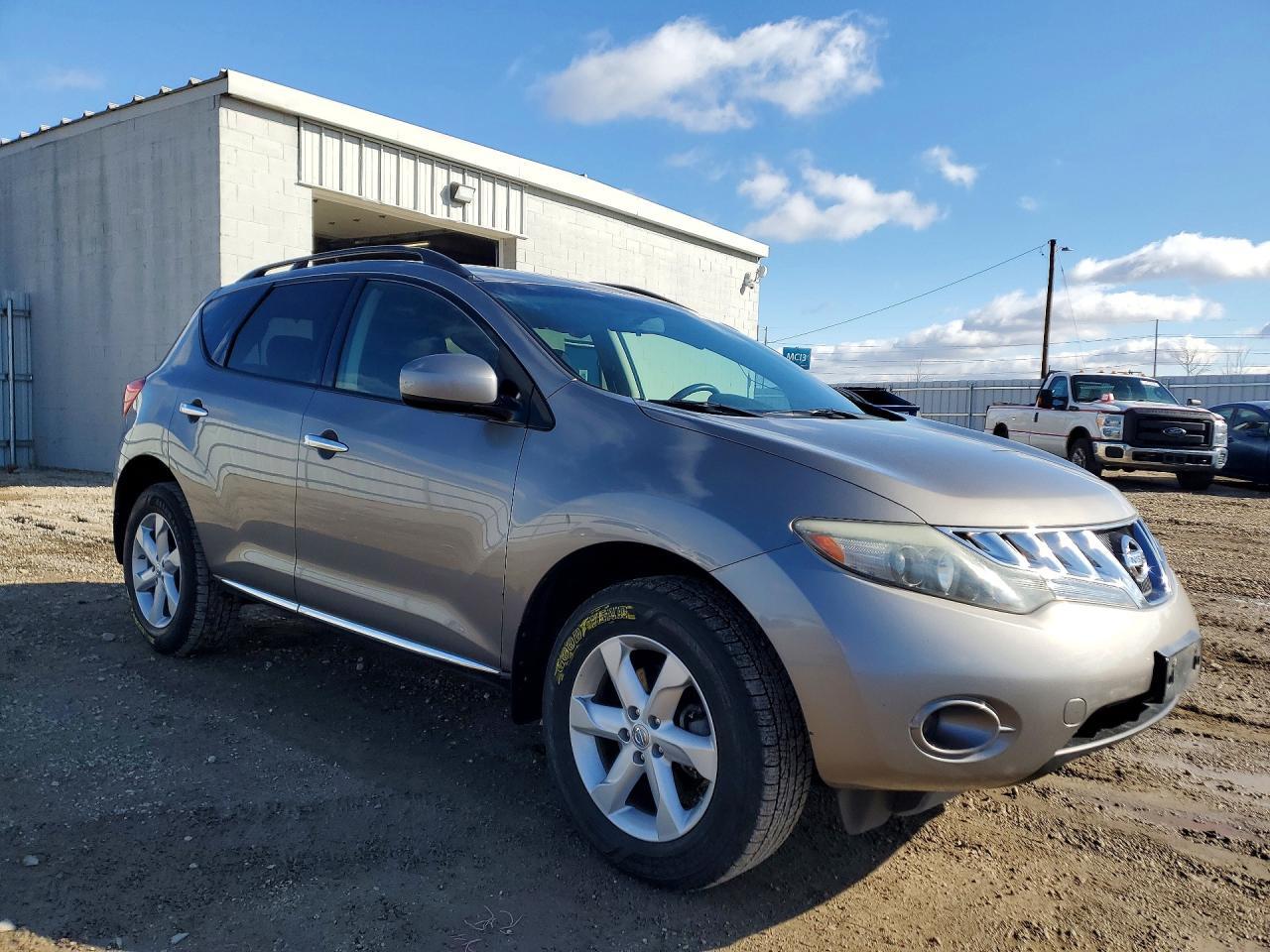 2009 Nissan Murano s