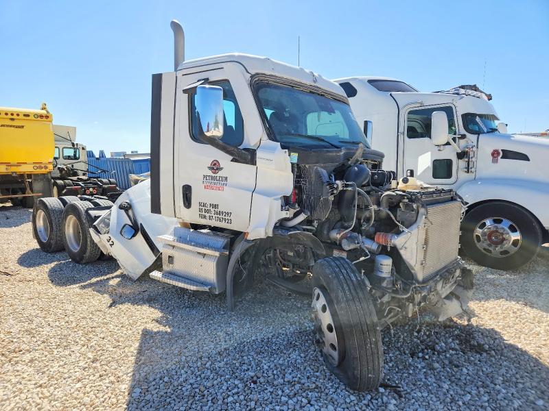 2024 Freigliner Cascadia 116