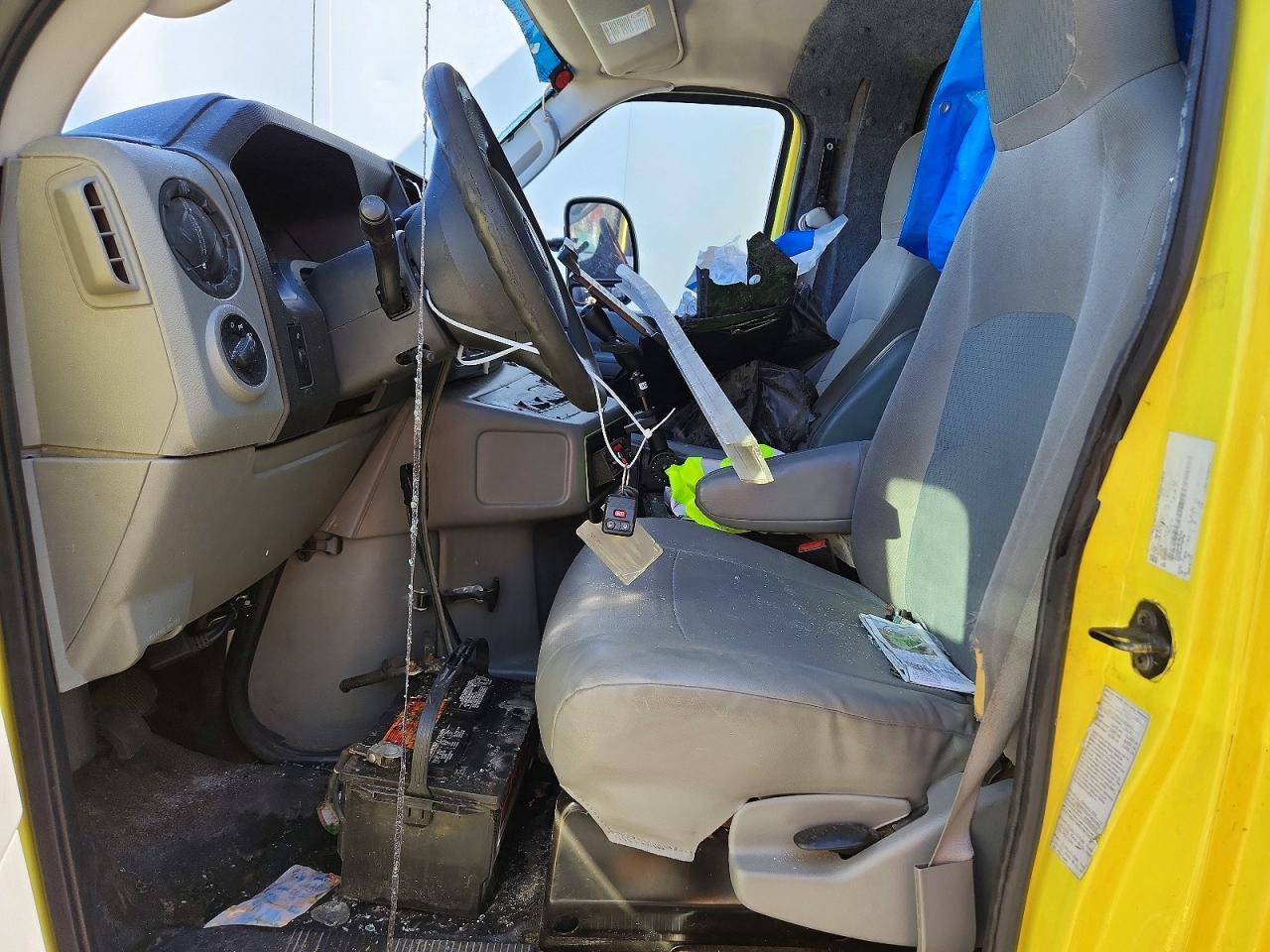 2015 Ford E350 Ambulance