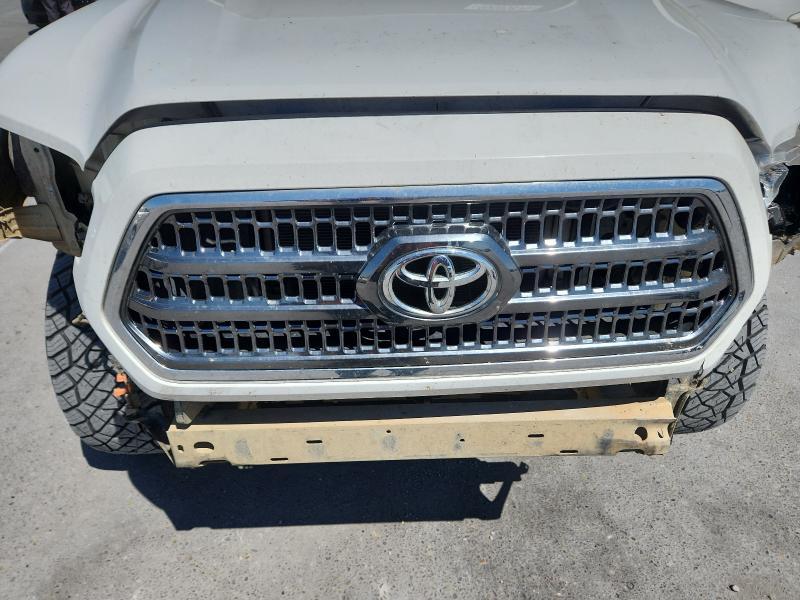 2017 Toyota Tacoma SR