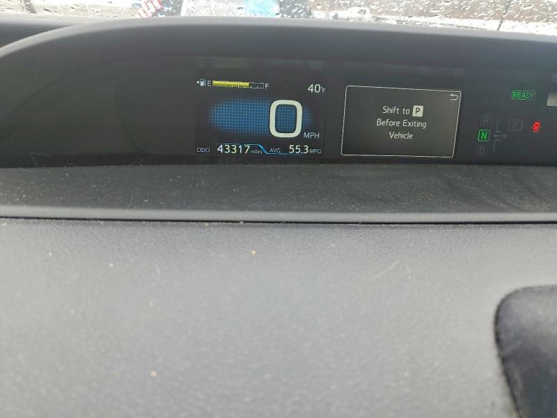 2019 Toyota Prius le Awd-e