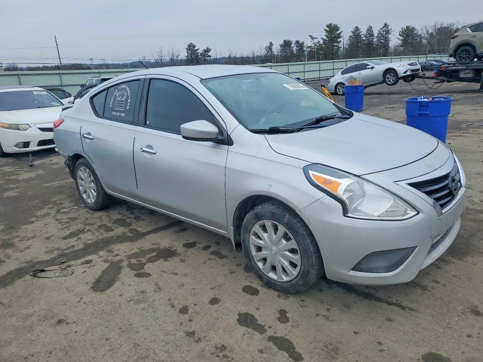 2017 Nissan Versa 1.6 sv
