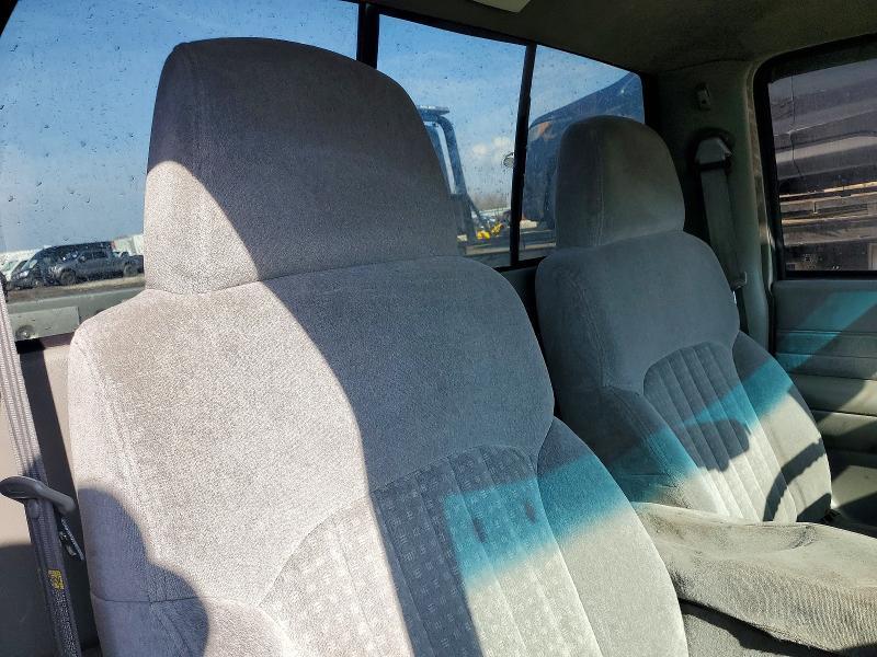 2000 Chevrolet S Truck S10