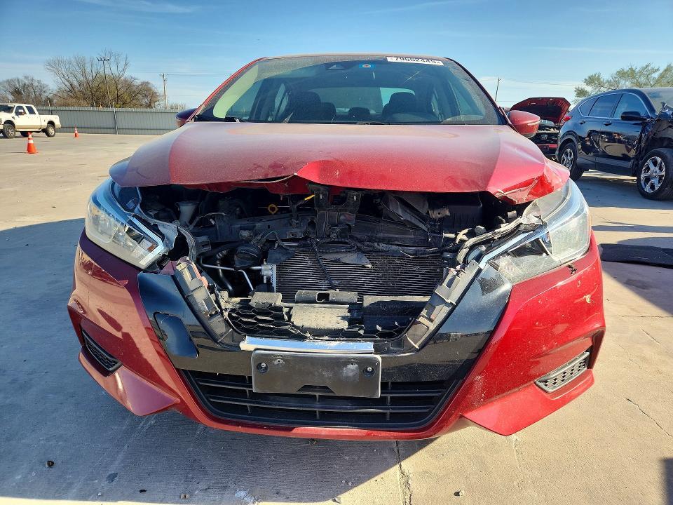 2020 Nissan Versa sv