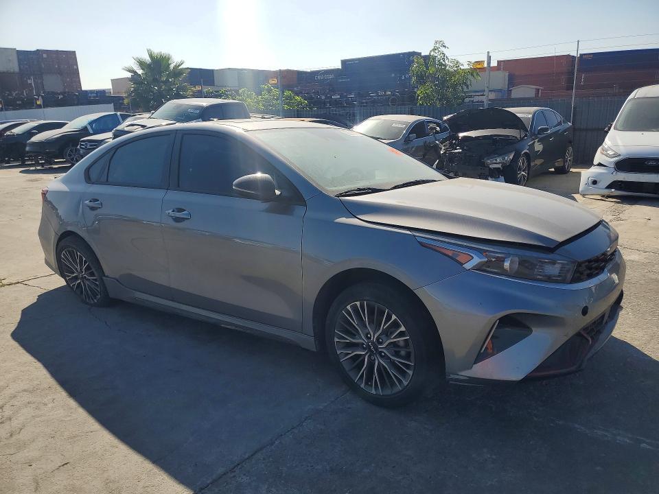2023 KIA Forte gt Line
