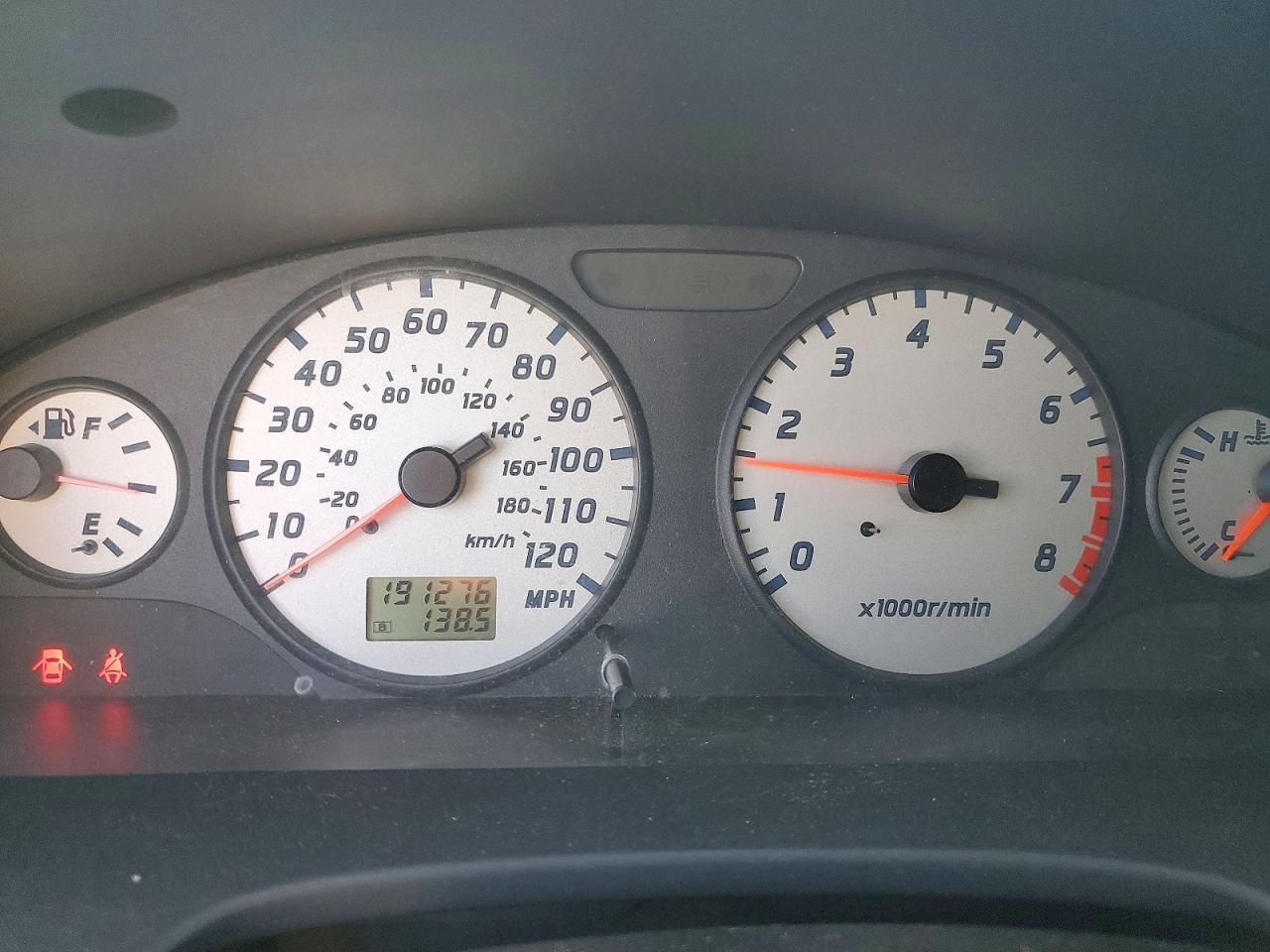 2002 Nissan Pathfinder se