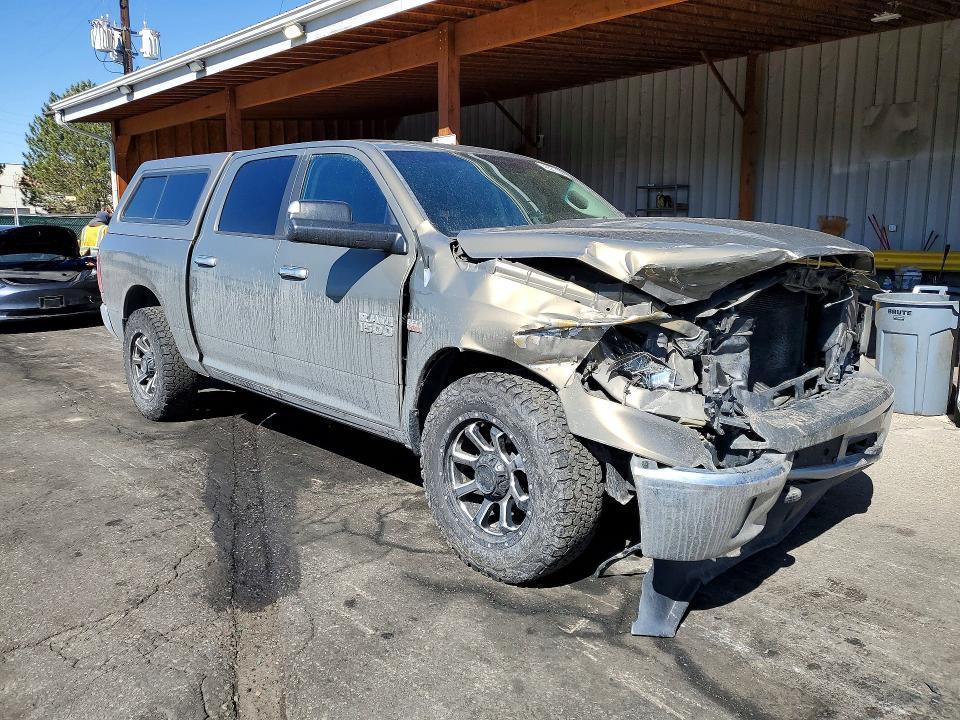 2013 Dodge RAM 1500 SLT