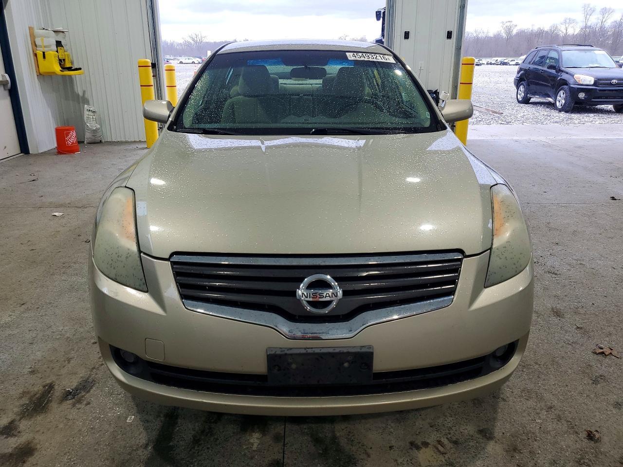 2009 Niss Altima 2.5
