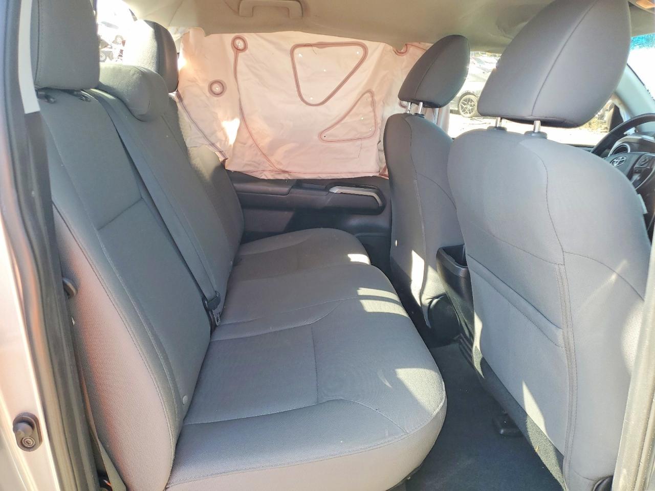 2017 Toyota Tacoma SR5 V6