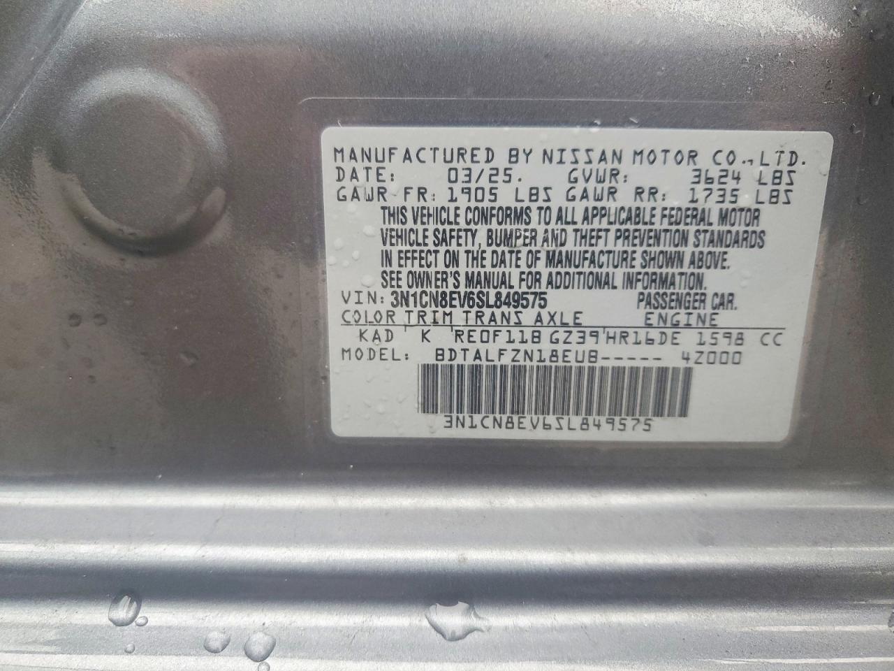 2025 Nissan Versa sv