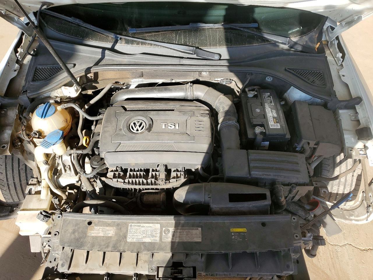 2016 Volkswagen Passat s